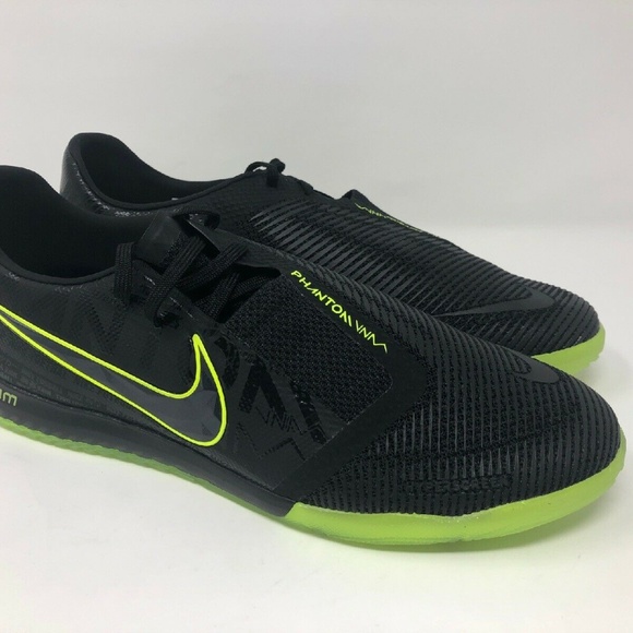 nike zoom indoor soccer shoes